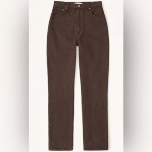 Abercrombie Curve Love Ultra High Rise 90s Straight Jean | Size 28/6R | Brown